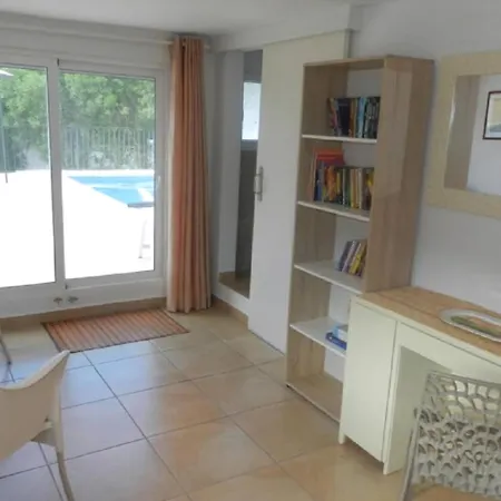 Casa Gigi 6 Personas Holiday home Calpe